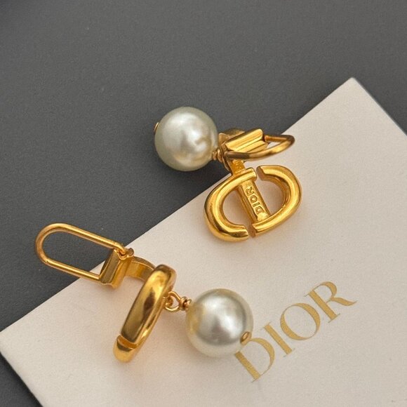 Dior Pearl & Gold-Tone CD Logo Drop Earrings - Picture 1 of 3